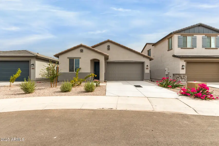 25237 W Huntington Drive, Buckeye, AZ 85326 - Image #2