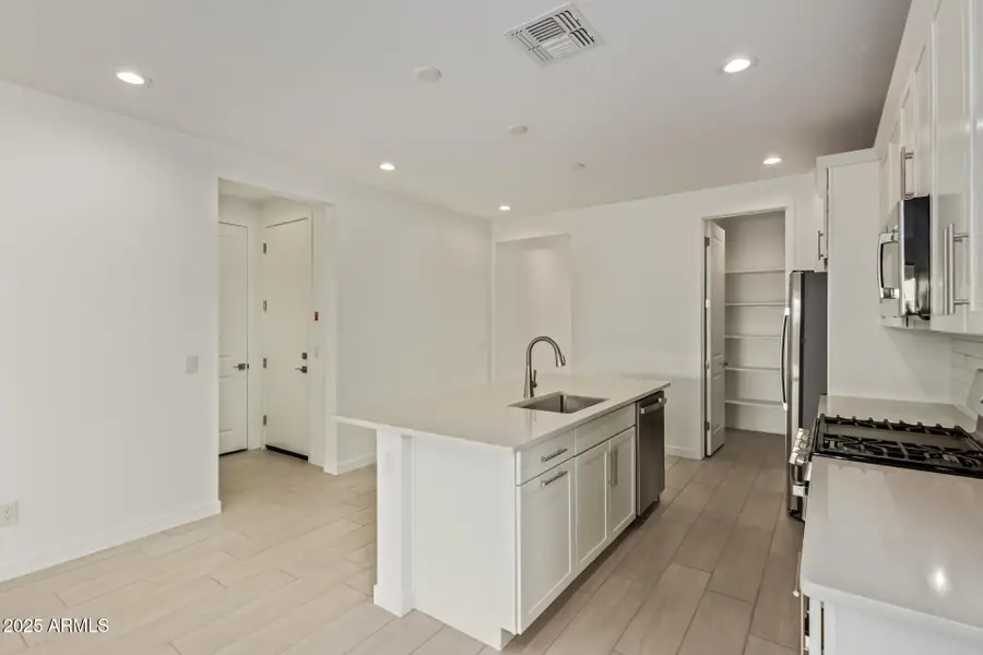 15829 W Vogel Avenue, Goodyear, AZ 85338 - #3