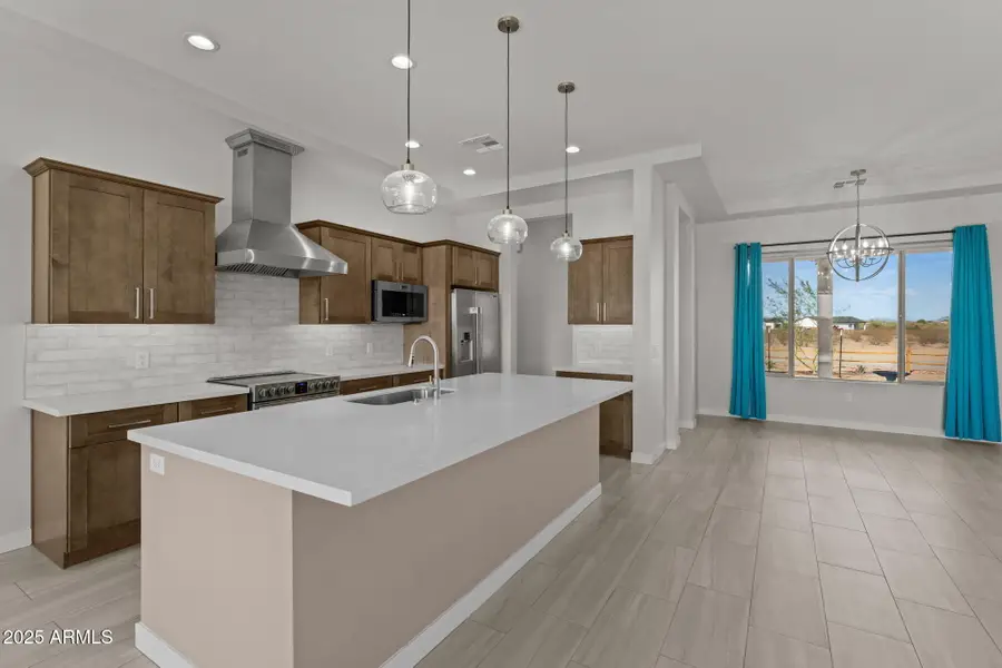 23012 W Peakview Road, Wittmann, AZ 85361 - Image #2