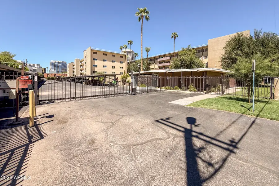 349 E Thomas Road #E301, Phoenix, AZ 85012 - Image #2