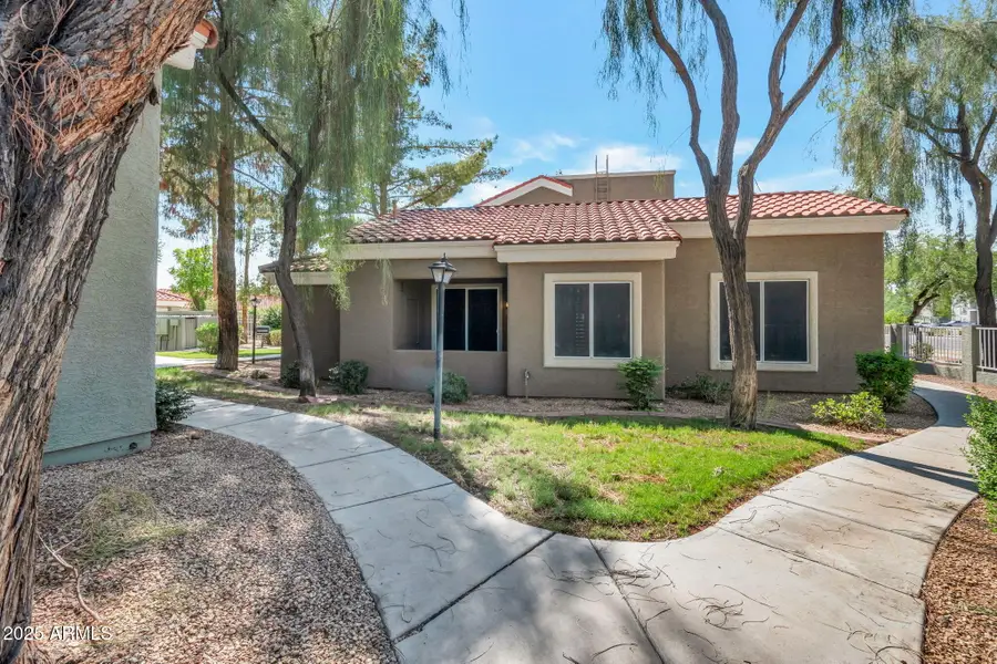 2929 W Yorkshire Drive #1102, Phoenix, AZ 85027 - Image #2