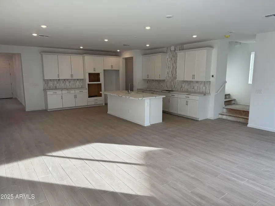 2458 W Maximo Way, Deer Valley, AZ 85085 - Image #3