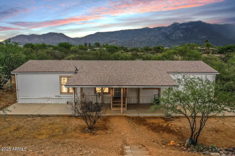 16606 N Columbus Boulevard, Catalina, AZ 85739 - Image #2