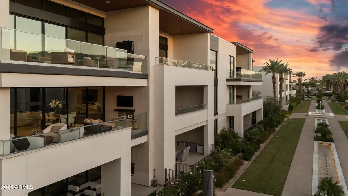 6587 N Palmeraie Boulevard #2020, Paradise Valley, AZ 85253 - Image #1