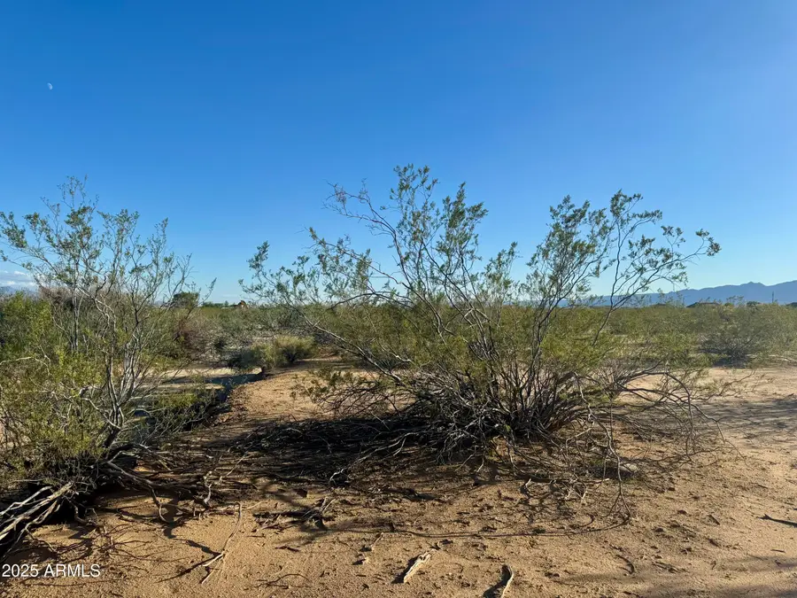 3689 N Santa Cruz Road #3, Golden Valley, AZ 86413 - Image #3