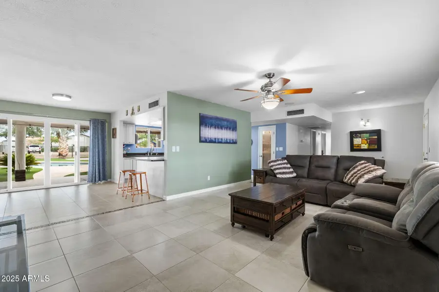 9430 W Mariposa Grande Lane, Deer Valley, AZ 85383 - Image #2