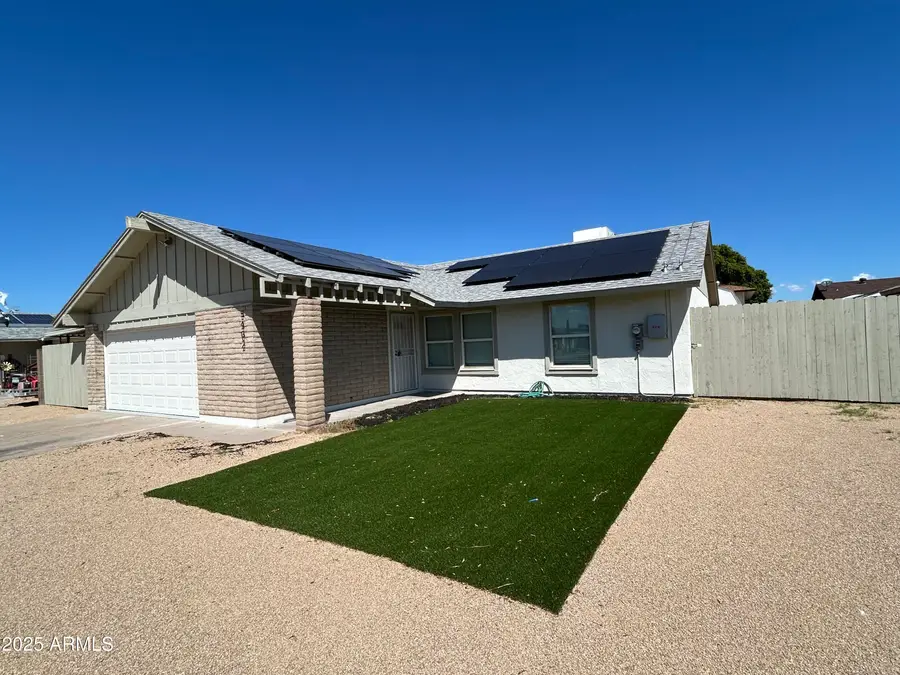 5402 W Country Gables Drive, Glendale, AZ 85306 - Image #2