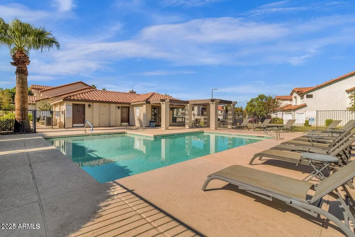 742 S Crows Nest Drive, Gilbert, AZ 85233 - Image #1