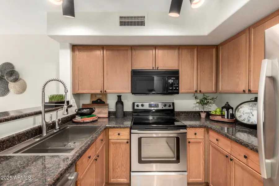 742 S Crows Nest Drive, Gilbert, AZ 85233 - Image #3