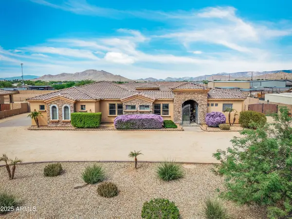 810 W Hidden Valley Drive, Phoenix, AZ 85086