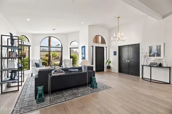 8720 E San Vicente Drive, Scottsdale, AZ 85258