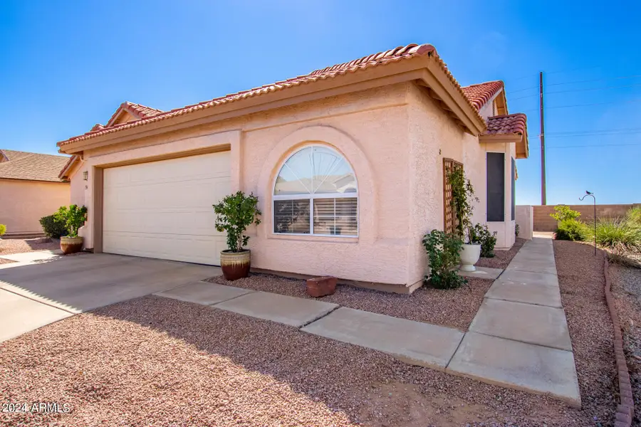 1543 E Gleneagle Drive, Chandler, AZ 85249 - Image #3