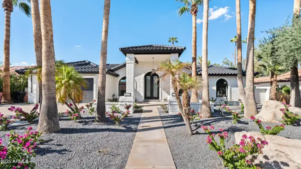 7724 E Charter Oak Road, Scottsdale, AZ 85260
