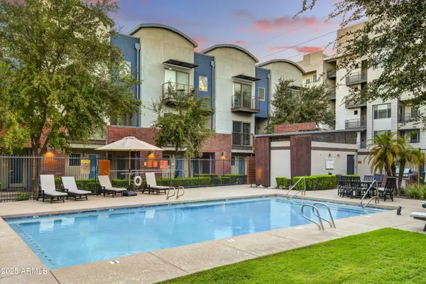 525 W Lakeside Drive #140, Tempe, AZ 85281