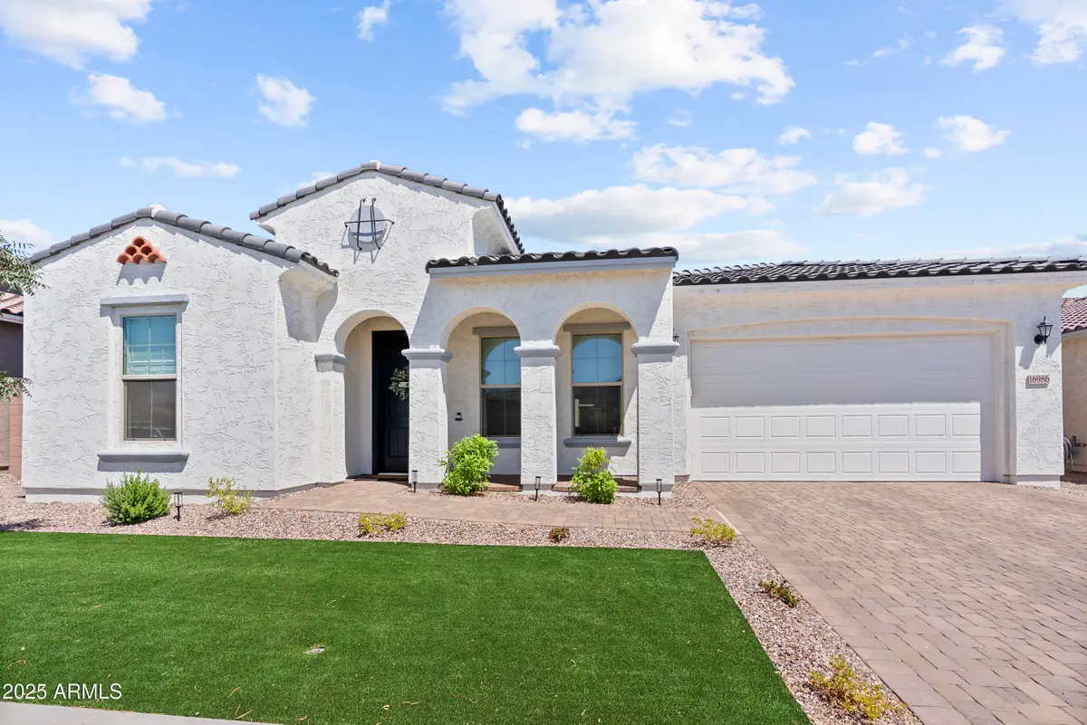 16986 W Canterbury Drive, Surprise, AZ 85388 - Image #1