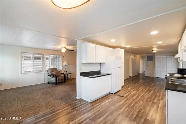 16230 N 35th Way, Phoenix, AZ 85032