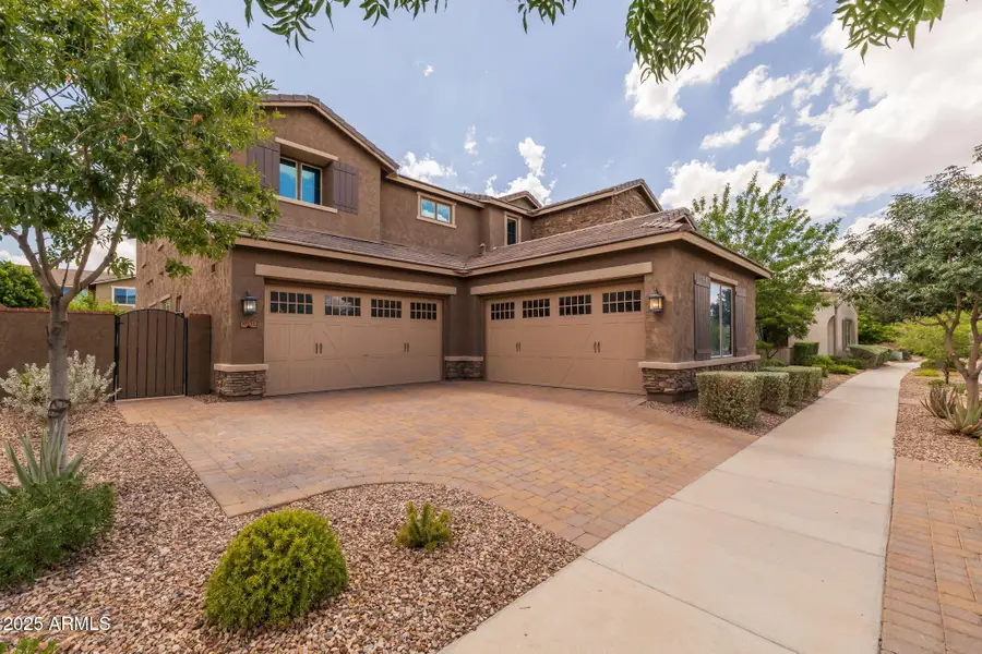 10535 E Diffraction Avenue, Mesa, AZ 85212 - Image #2