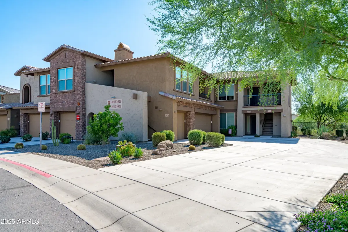 2425 W Bronco Butte Trail #2024, Deer Valley, AZ 85085 - Image #1