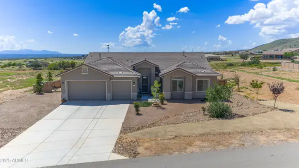 6760 E Vaquero Circle, Hereford, AZ 85615