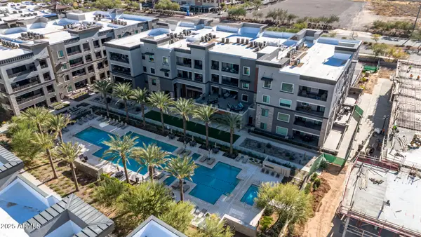 5250 E Deer Valley Drive #403, Phoenix, AZ 85054