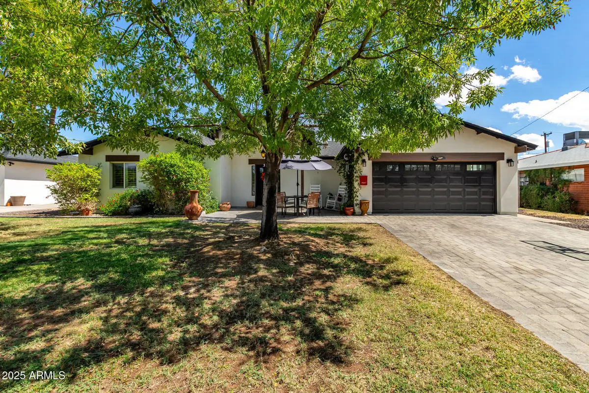 3439 N 45th Place, Phoenix, AZ 85018 - Image #1