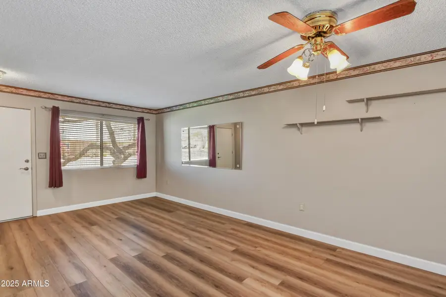 10931 W Thunderbird Boulevard, Sun City, AZ 85351 - Image #3