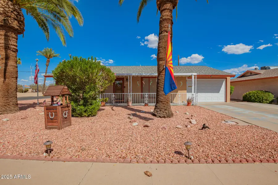 12037 N Thunderbird Road, Sun City, AZ 85351 - Image #2