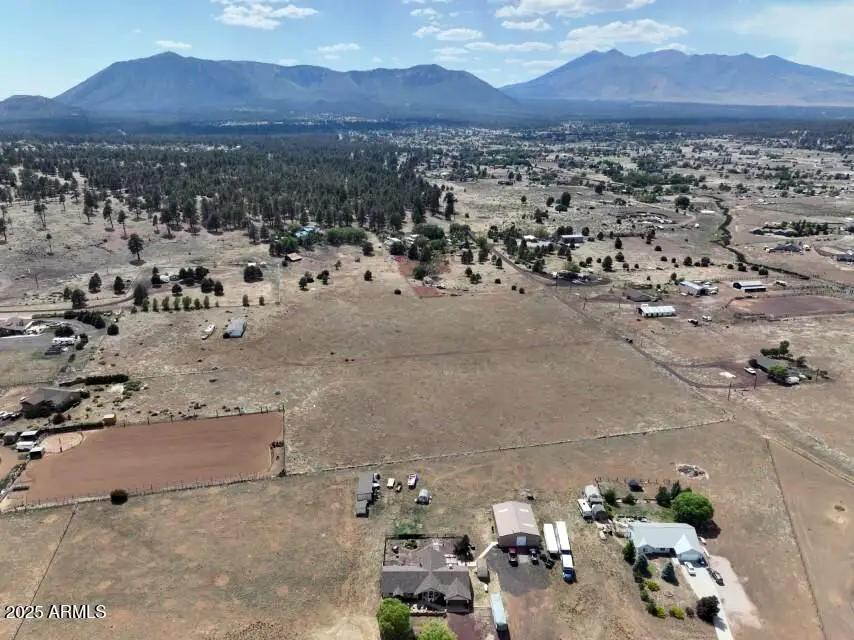 8004 E Rope Road, Doney Park, AZ 86004 - Image #2