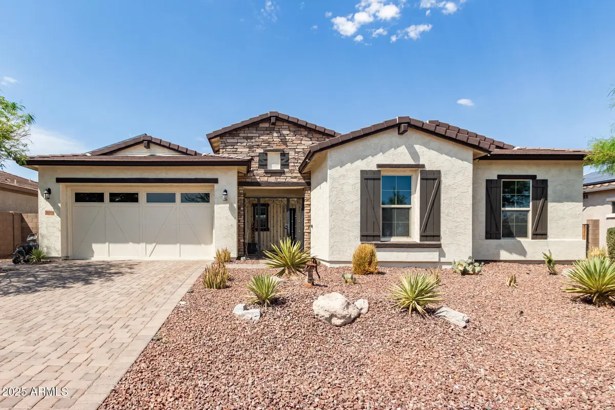 18370 W Goldenrod Street, Goodyear, AZ 85338 - Image #1