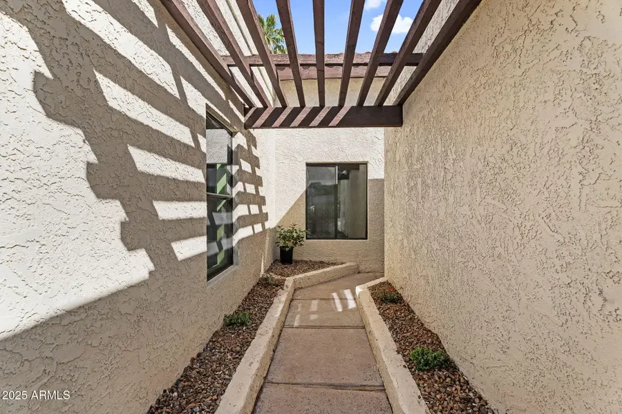 4727 E Euclid Avenue, Phoenix, AZ 85044 - Image #2