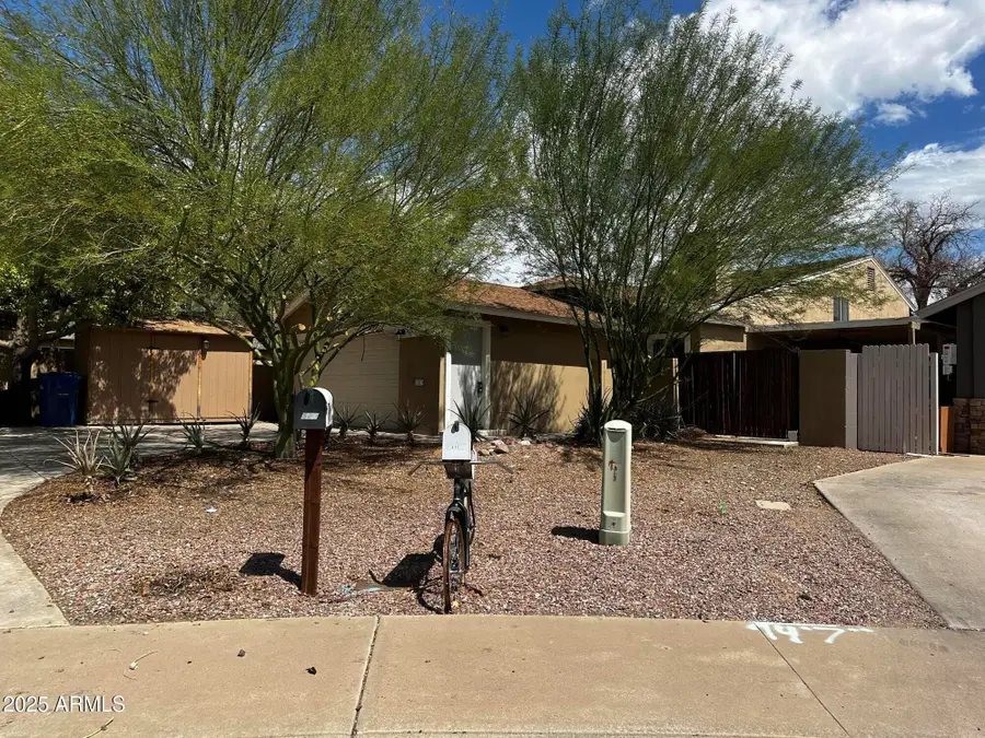 523 N Omaha Circle, Mesa, AZ 85205 - Image #2