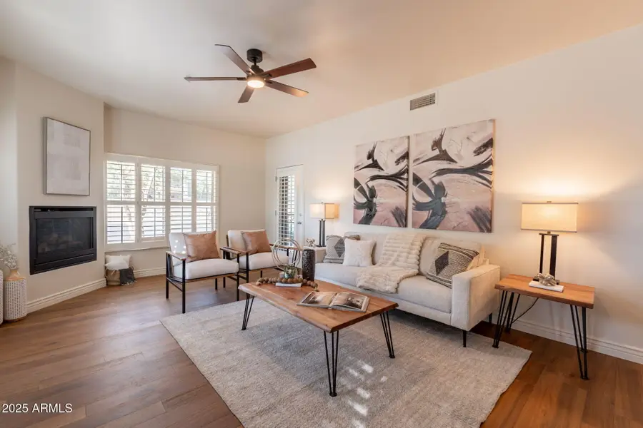 5450 E Deer Valley Drive #1208, Phoenix, AZ 85054 - Image #2