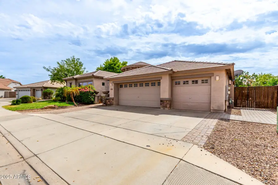 13307 W Luke Avenue, Litchfield Park, AZ 85340 - Image #3