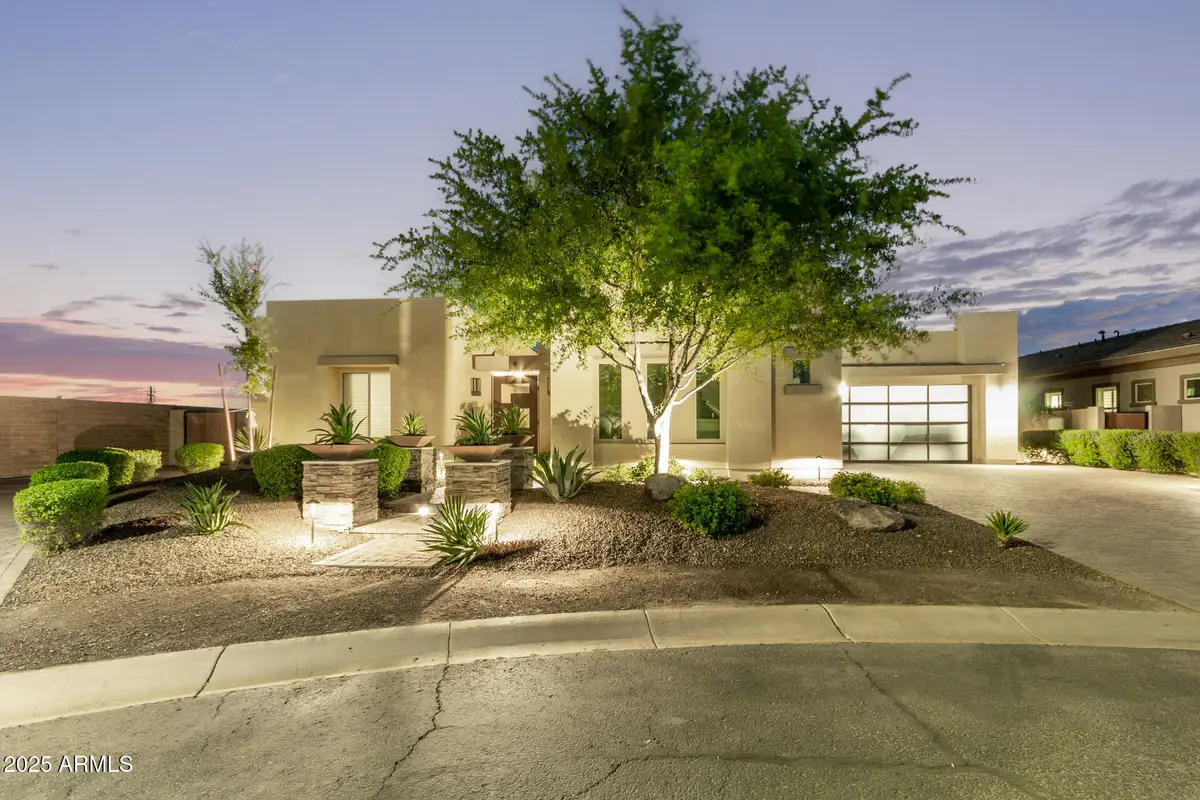 11707 W Dove Wing Way, Peoria, AZ 85383 - Image #1