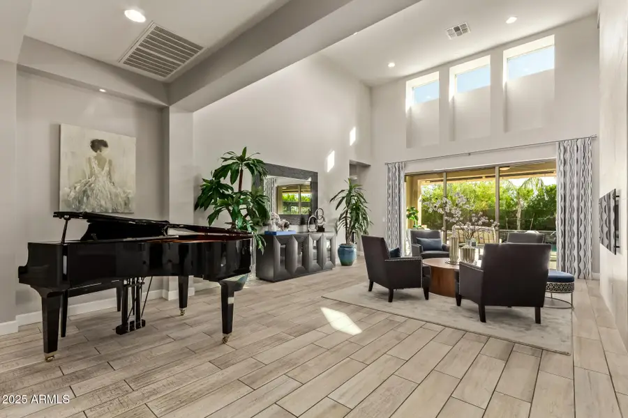 11707 W Dove Wing Way, Peoria, AZ 85383 - Image #2