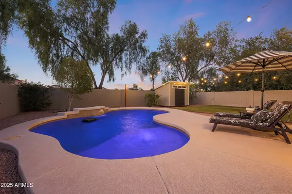 17156 W Post Drive, Surprise, AZ 85388