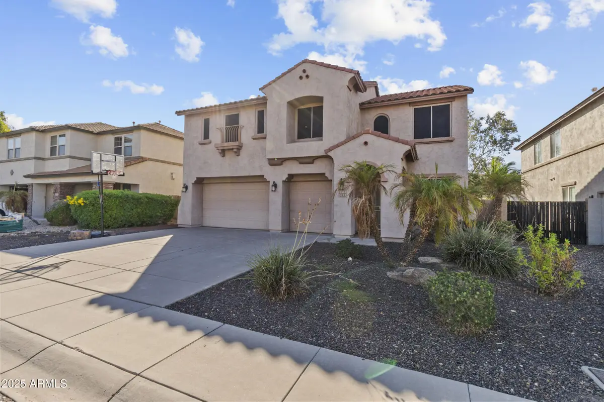 5123 W Saddlehorn Road, Deer Valley, AZ 85083 - Image #1