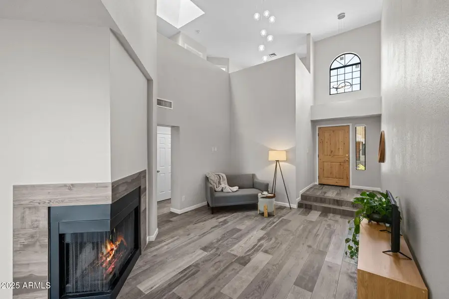 1060 E Louis Way, Tempe, AZ 85284 - Image #2