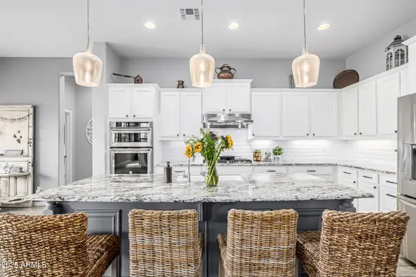 10658 E Meseto Avenue, Mesa, AZ 85209