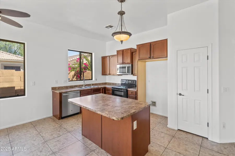 45076 W Rhea Road, Maricopa, AZ 85139 - Image #3