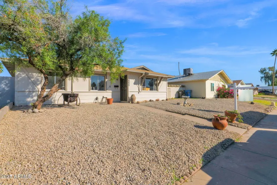 3356 W Mauna Loa Lane, Phoenix, AZ 85053 - Image #3