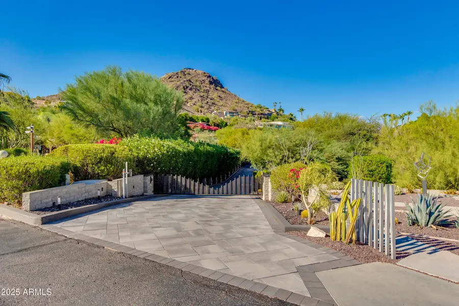4306 E Desert Crest Drive, Paradise Valley, AZ 85253 - Image #2