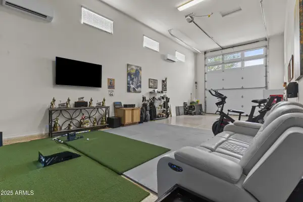 17268 W Straight Arrow Lane, Surprise, AZ 85387