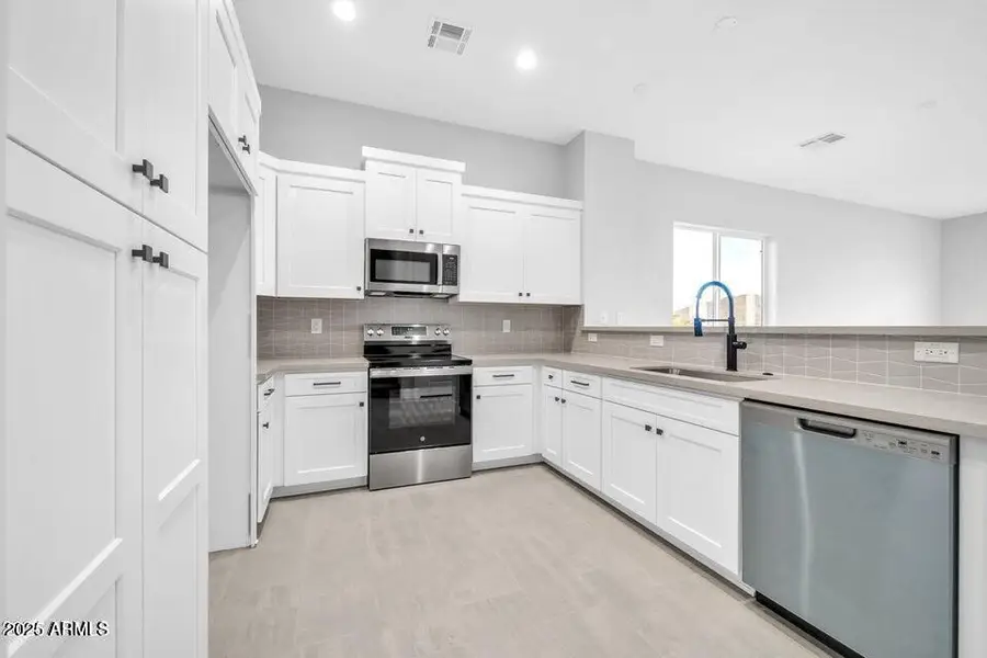 6107 E Lone Mountain Road, Deer Valley, AZ 85331 - Image #3