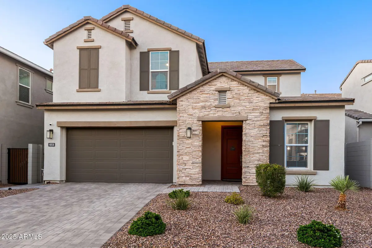 4858 E Shady Glen Avenue, Phoenix, AZ 85254 - #1