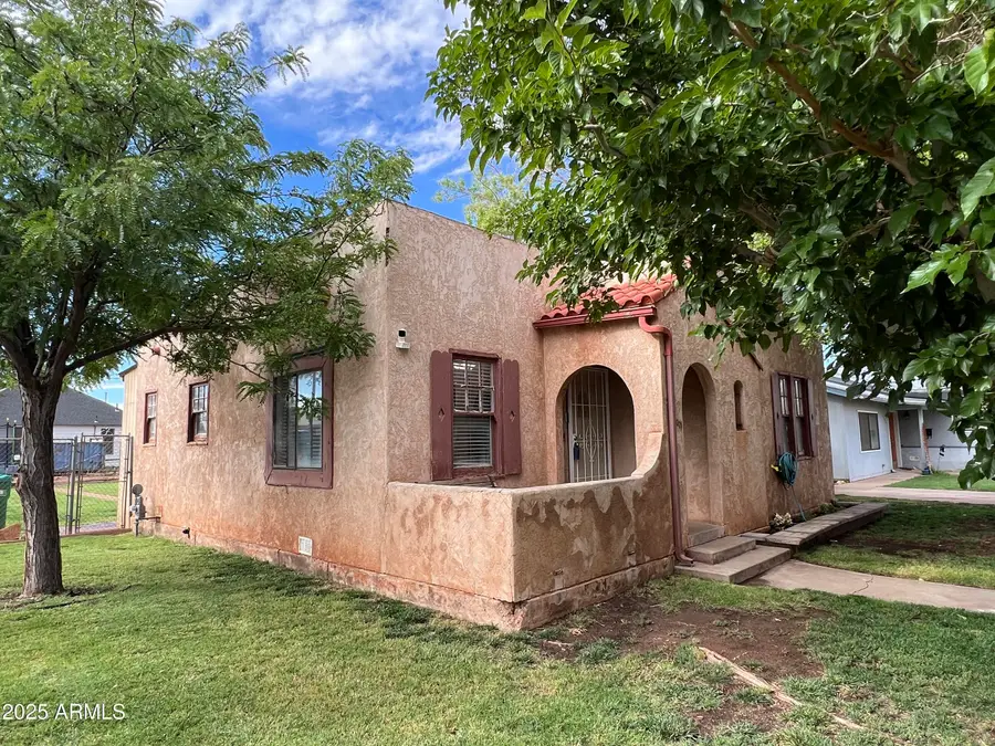 1001 N Winslow Avenue, Winslow, AZ 86047 - Image #2