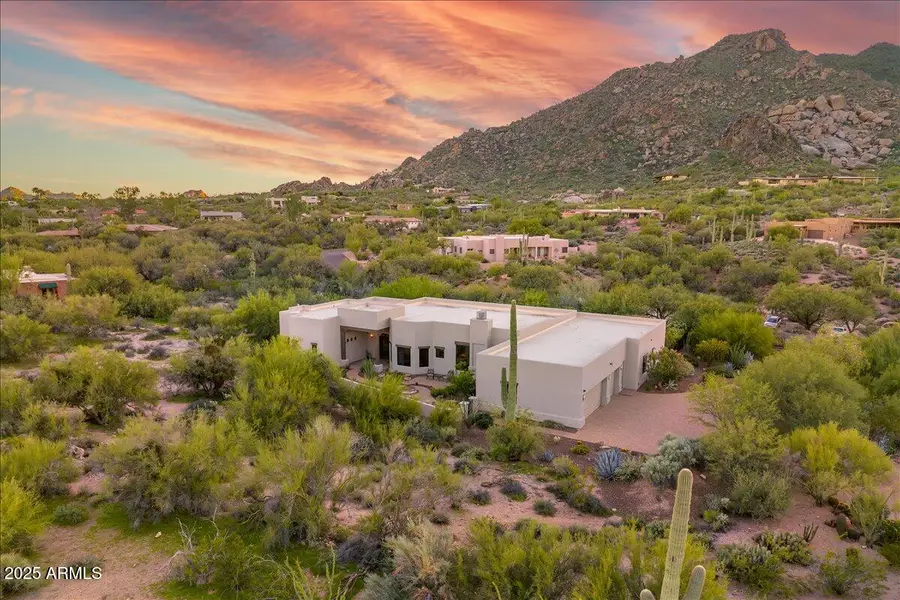 37021 N Lazy Burro Road, Carefree, AZ 85377 - Image #2