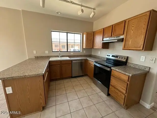 8794 W Paradise Drive, Peoria, AZ 85345 - Image #3