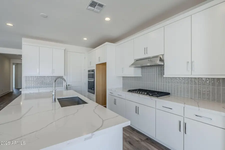 11996 N Luckenbach Street, Waddell, AZ 85388 - Image #3