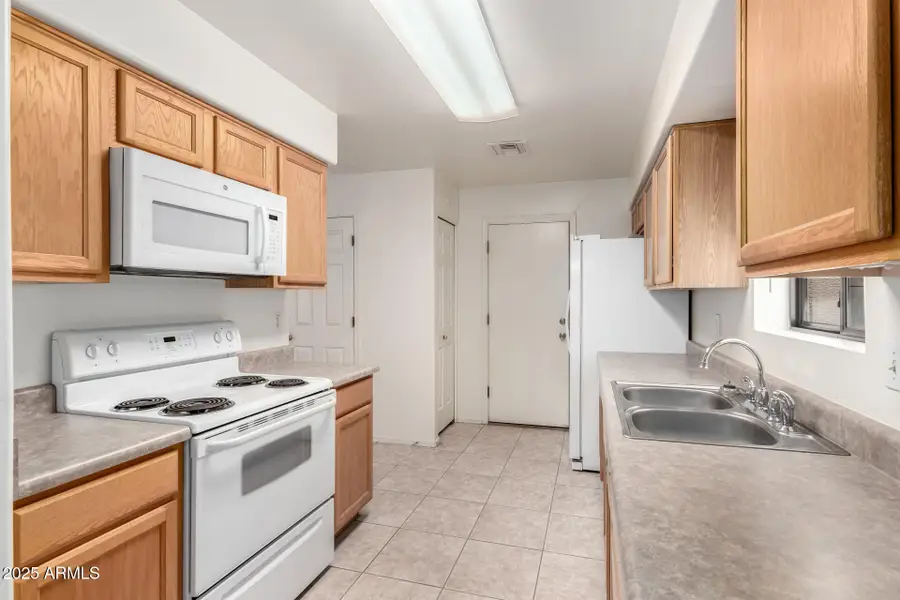 761 E Pepper Drive, Casa Grande, AZ 85122 - Image #2